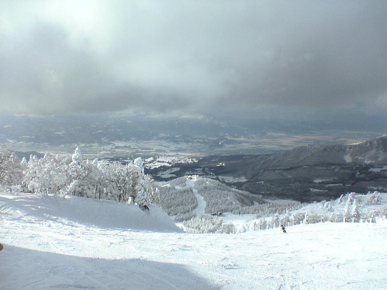 When to Ski in Japan: A Month-by-Month Powder Guide